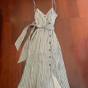Forever21 pinstrip midi picnic dress